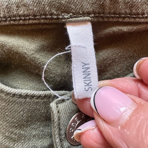 Made in the USA 🇺🇸 Rag & Bone skinny Jeans - Picture 3 of 10